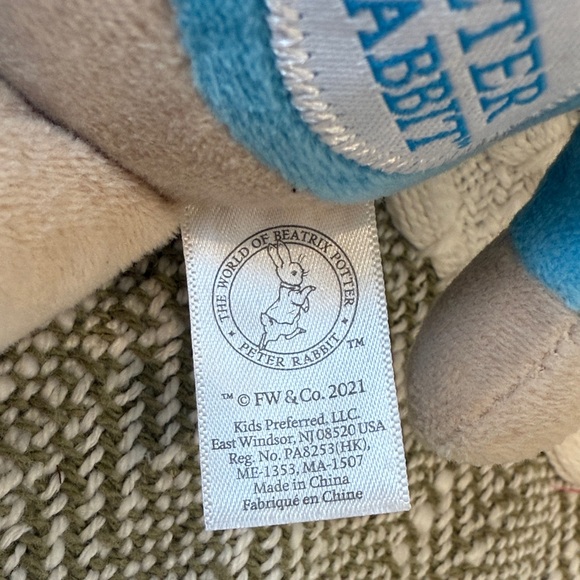 Peter Rabbit and Flopsy Plush Toy Set Easter Basket Special🐇 - Picture 2 of 4